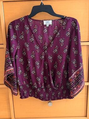 Twine & String - Purple Floral V-Neck Smocked Waist Blouse